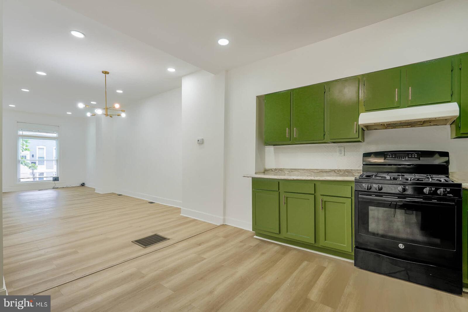 WEST BALTIMORE - Residential