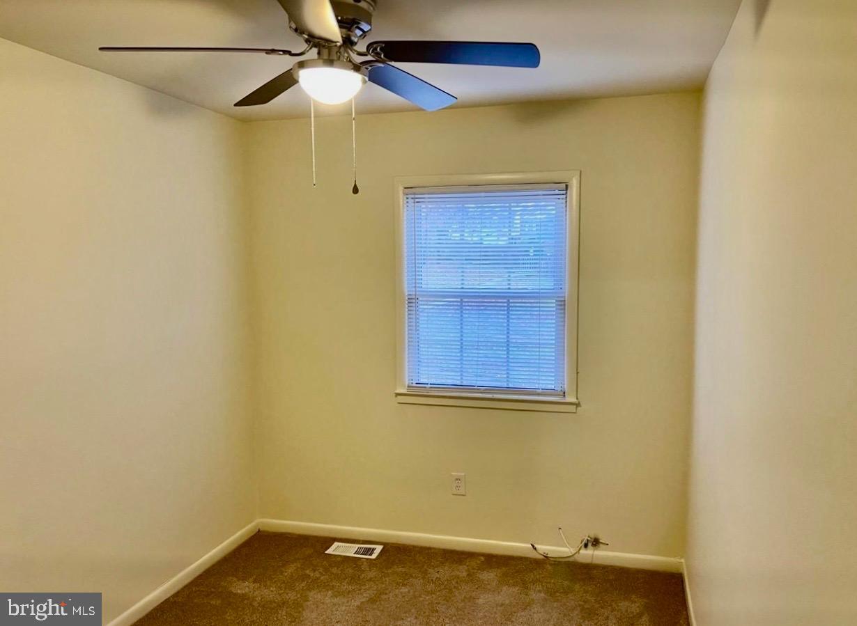 DALE CITY - Residential Lease