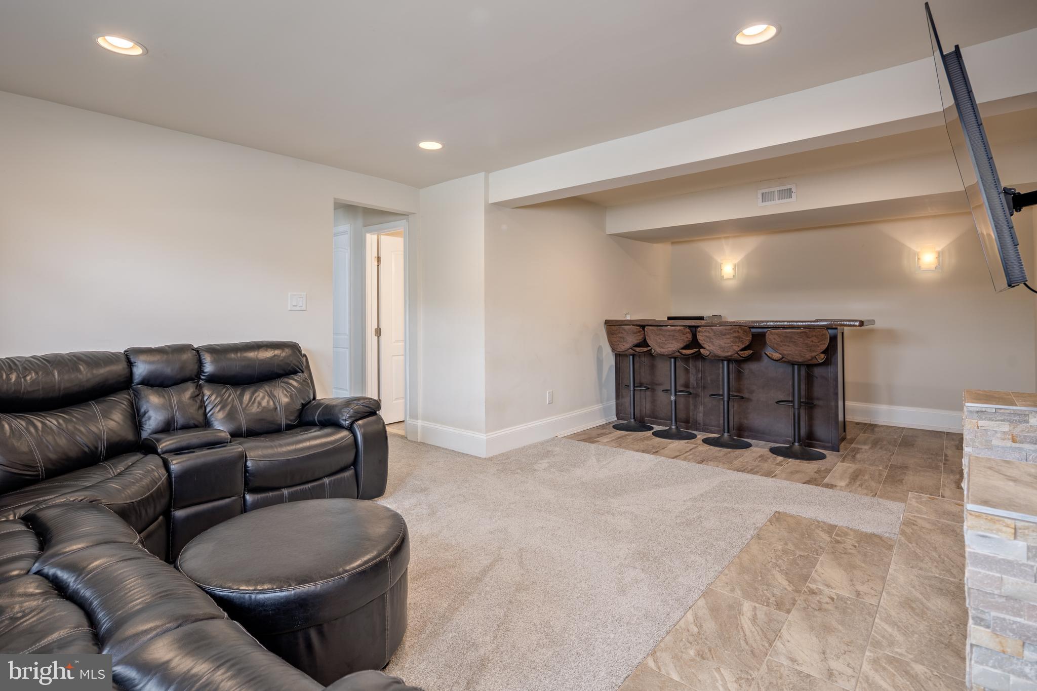 THUNDER HILL - Residential