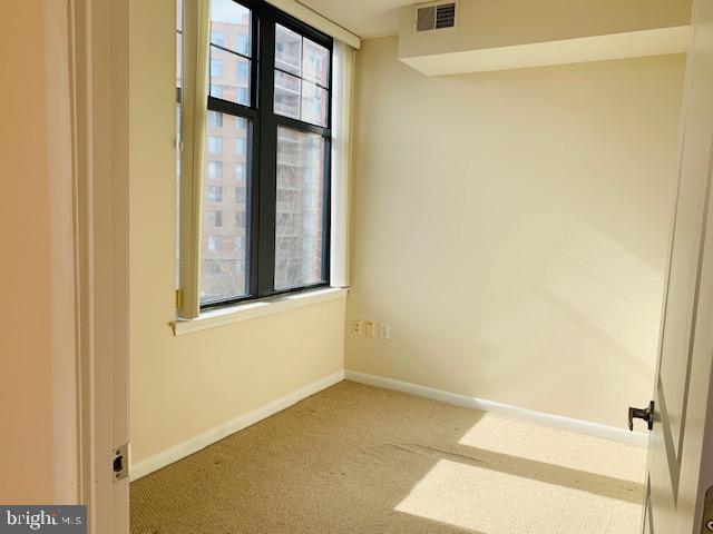 CLARENDON 1021 - Residential Lease