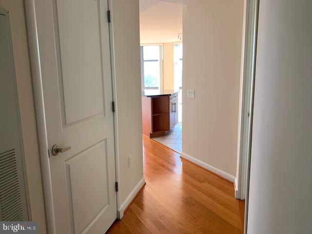 CLARENDON 1021 - Residential Lease