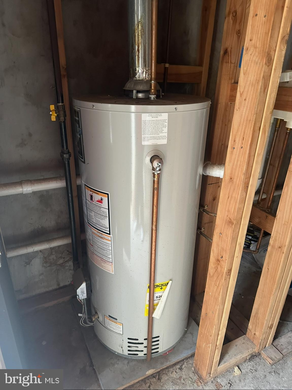 FERN ROCK - Residential