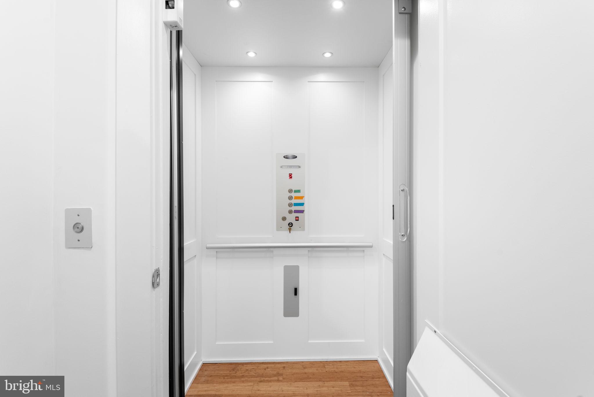 LITTLE FALLS PLACE - Residential Lease