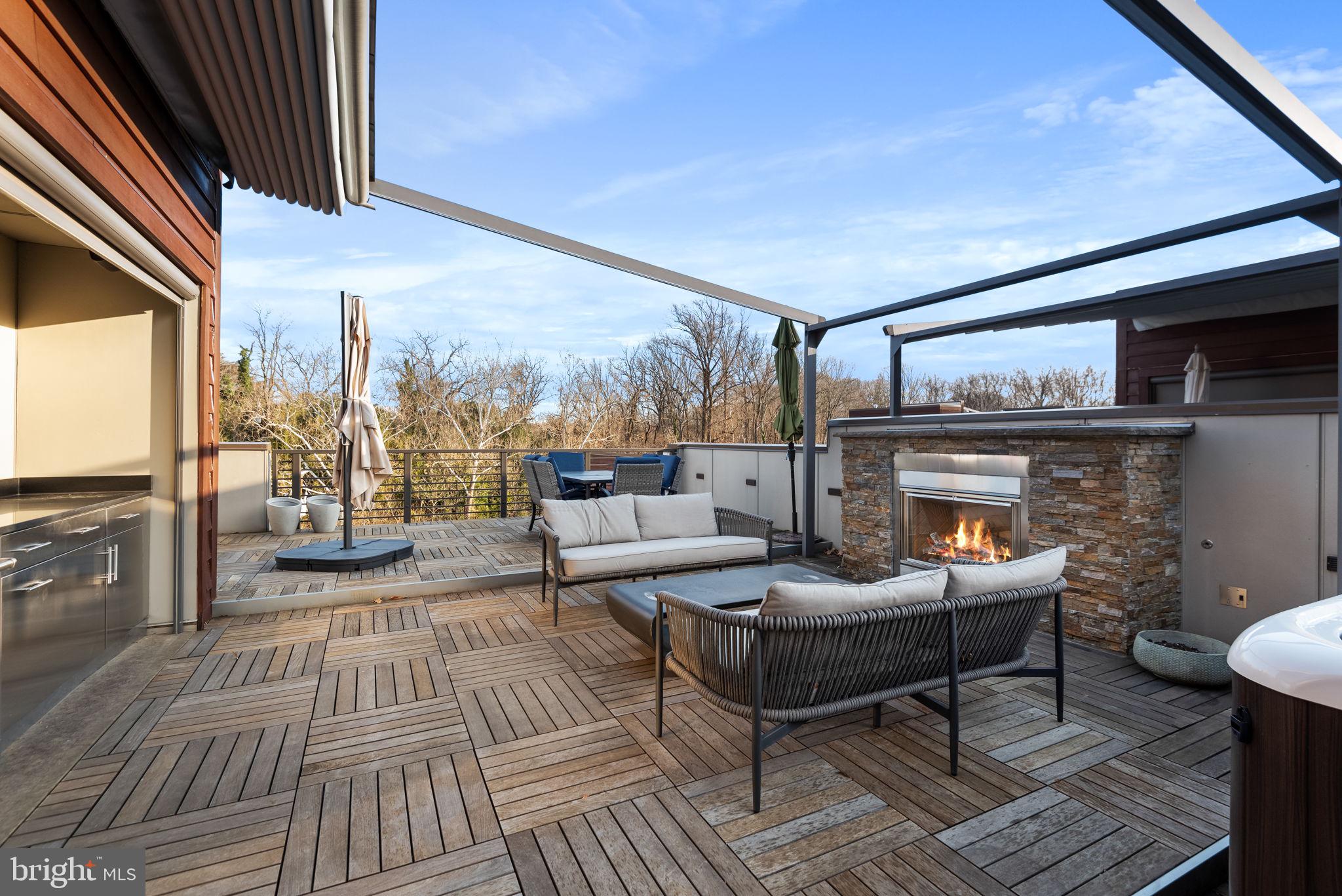 LITTLE FALLS PLACE - Residential Lease