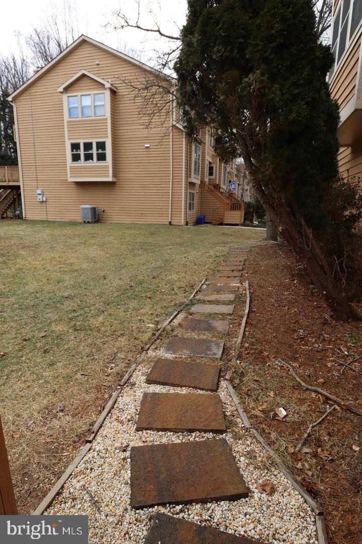 CEDAR WOODS - Residential Lease