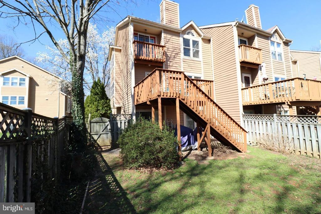 Photo of 5937 Cedar Fern Court #B, COLUMBIA, MD 21044 (MLS # MDHW2060402)