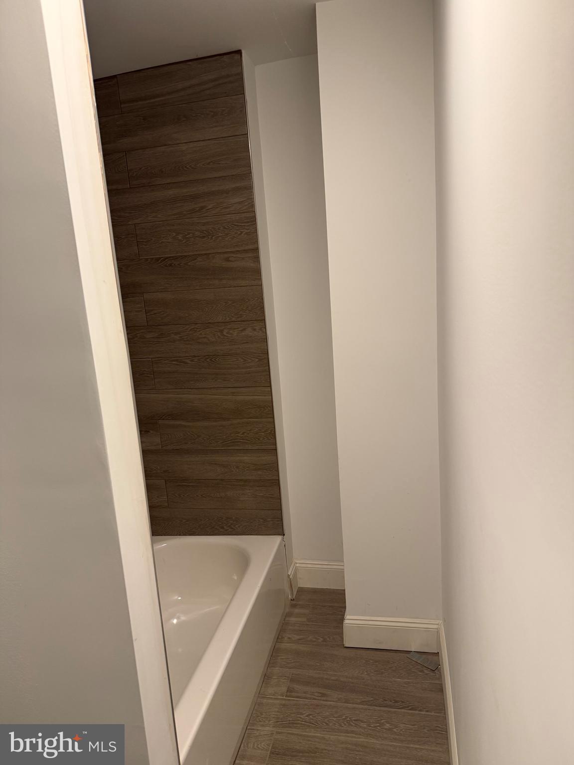 COBBS CREEK - Residential Lease