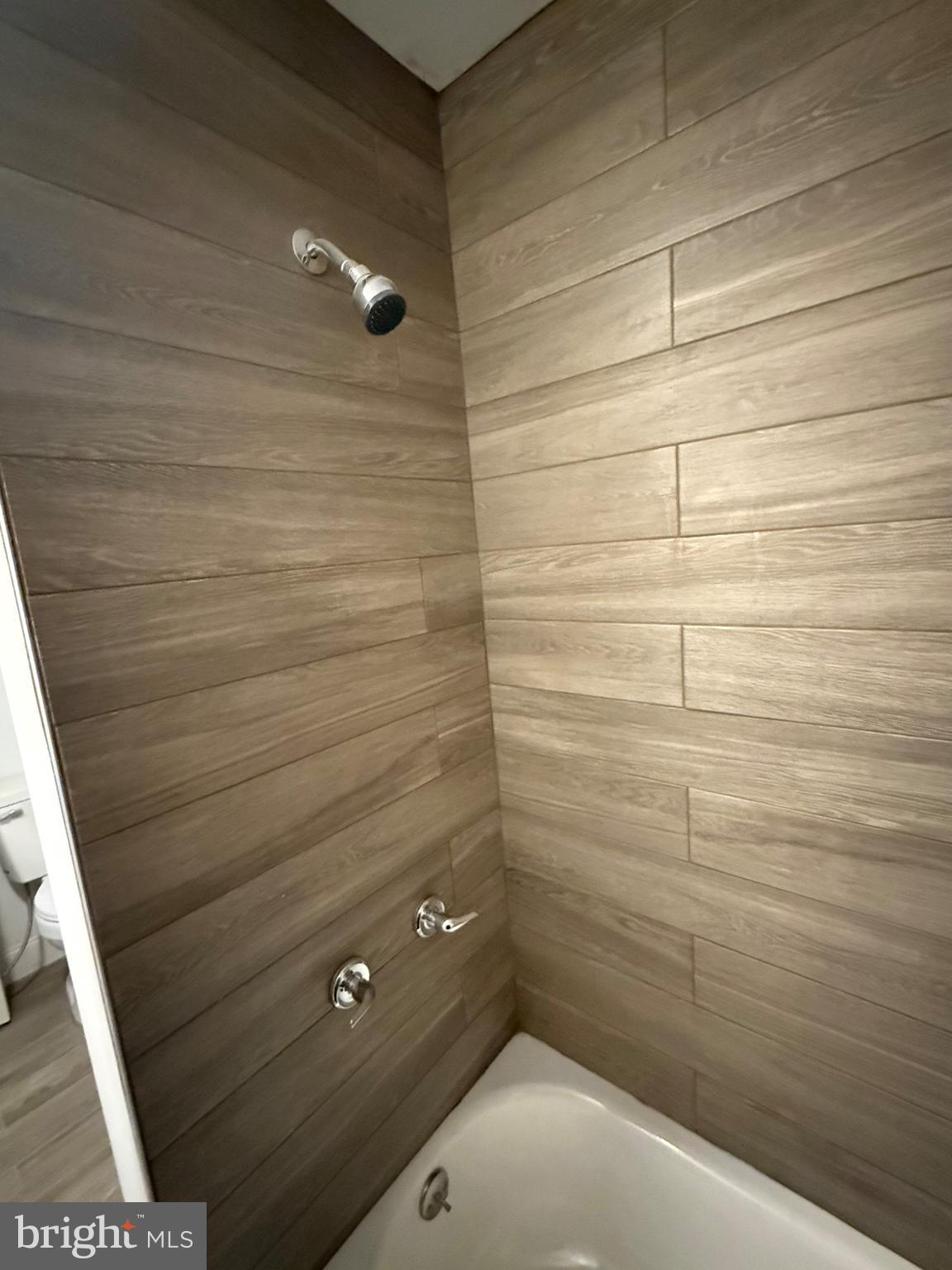 COBBS CREEK - Residential Lease