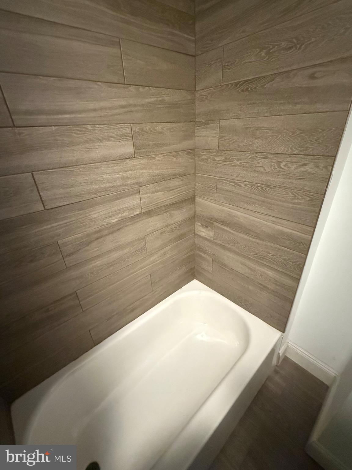 COBBS CREEK - Residential Lease