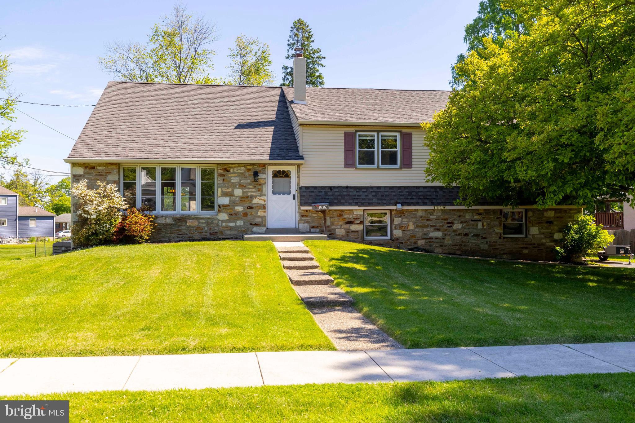 WILLOW FARMS - Residential