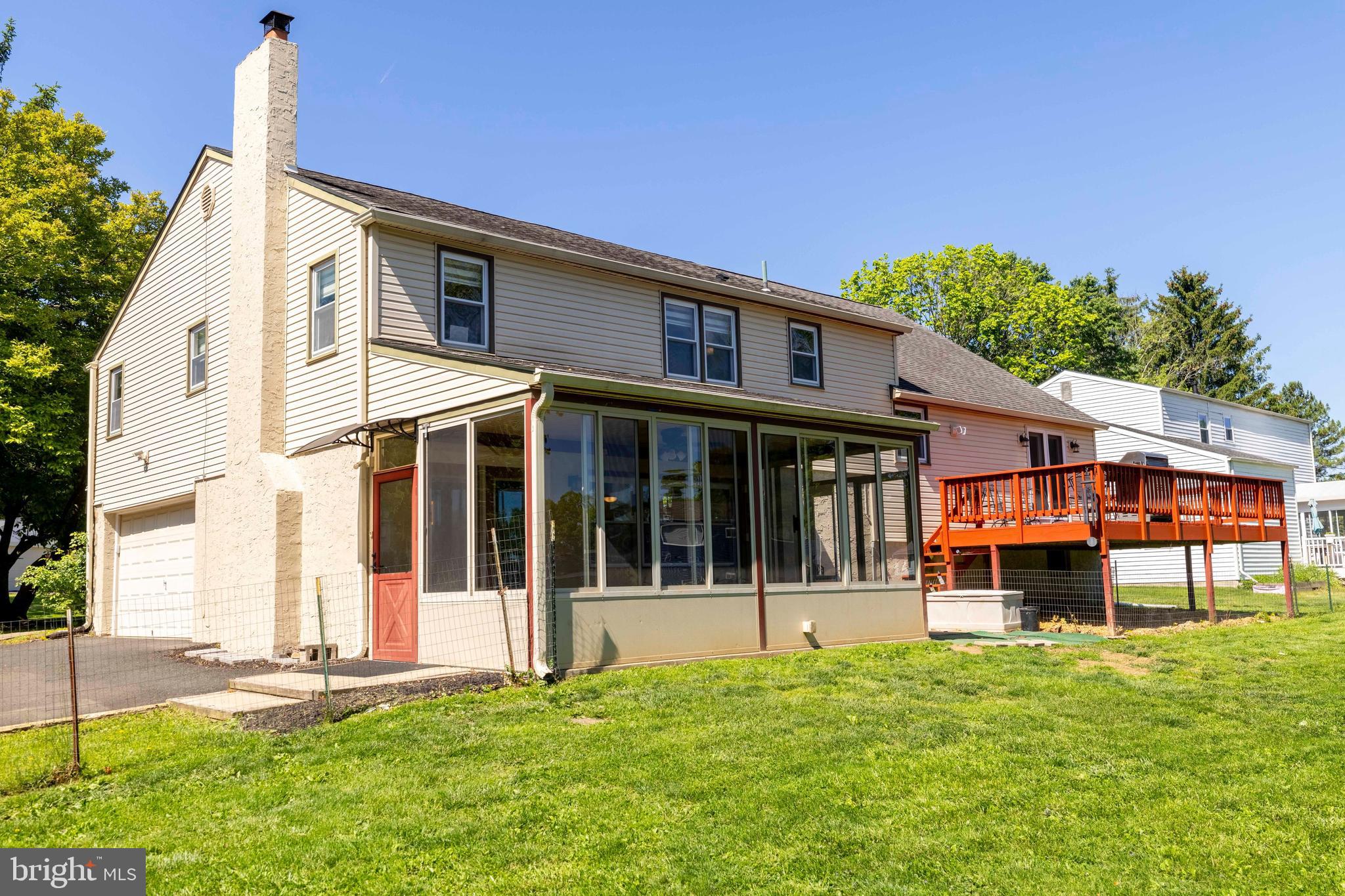 WILLOW FARMS - Residential
