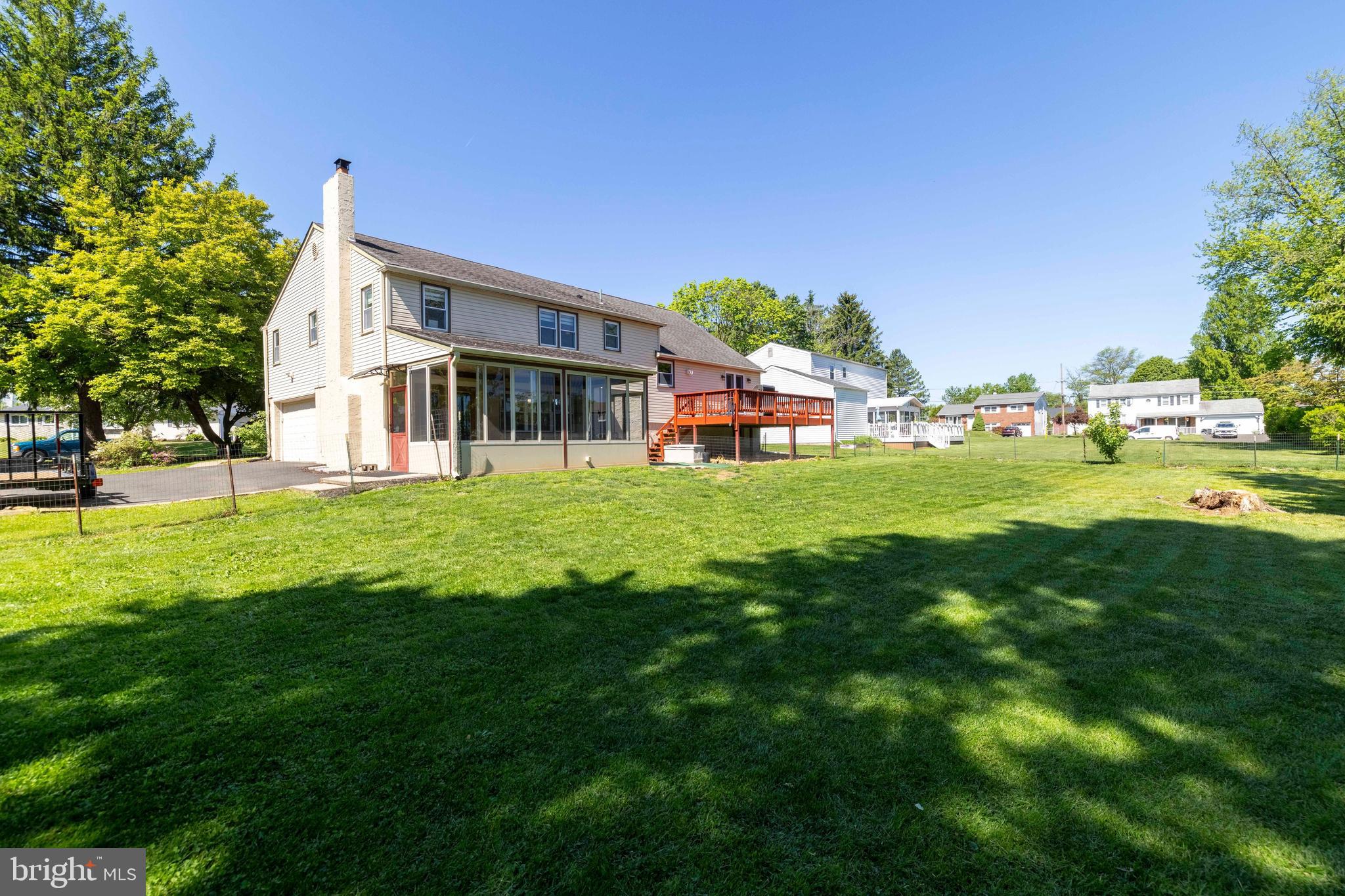 WILLOW FARMS - Residential