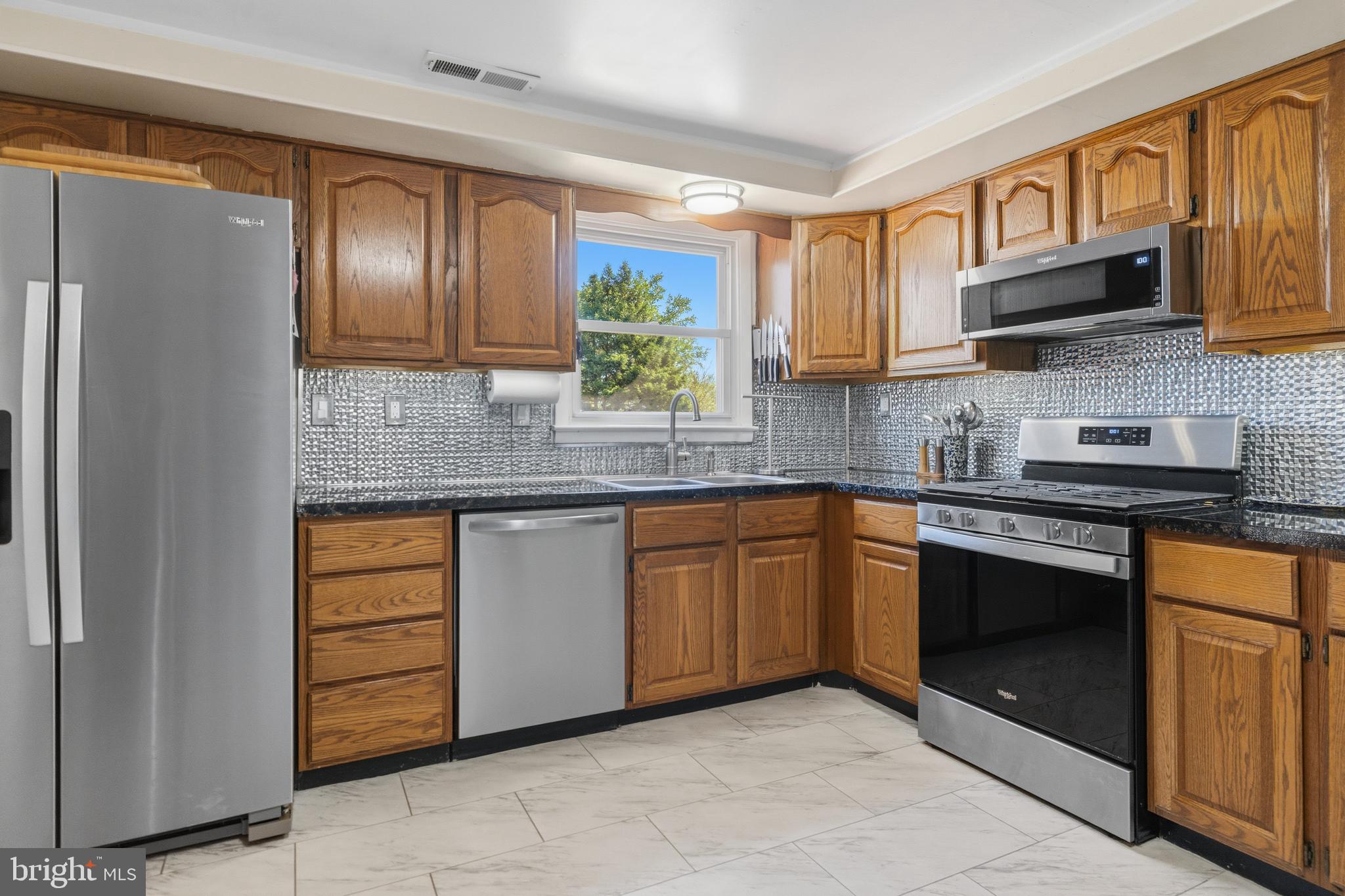 WILLOW FARMS - Residential
