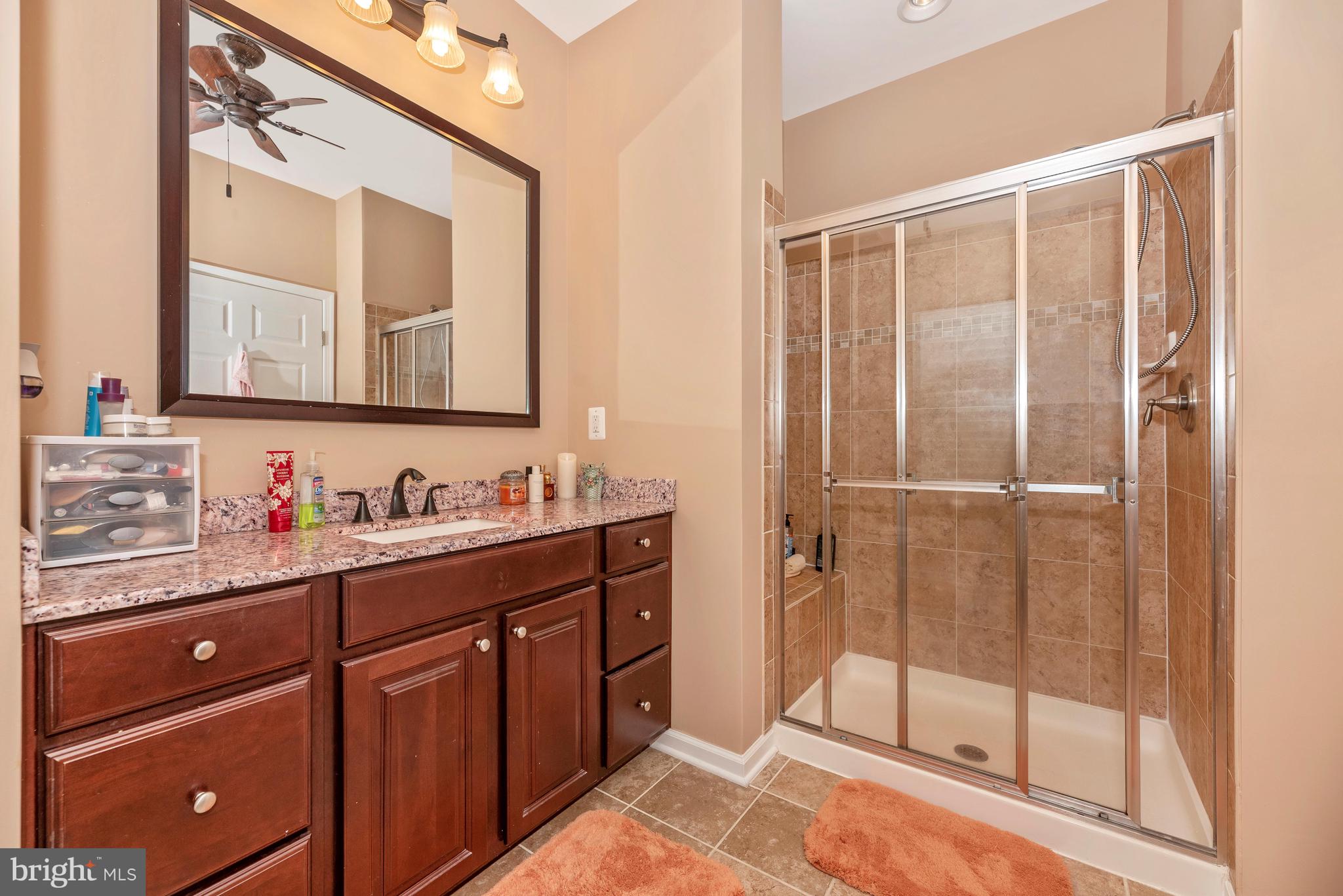 SIGNATURE CLUB AT GREENVIEW - Residential