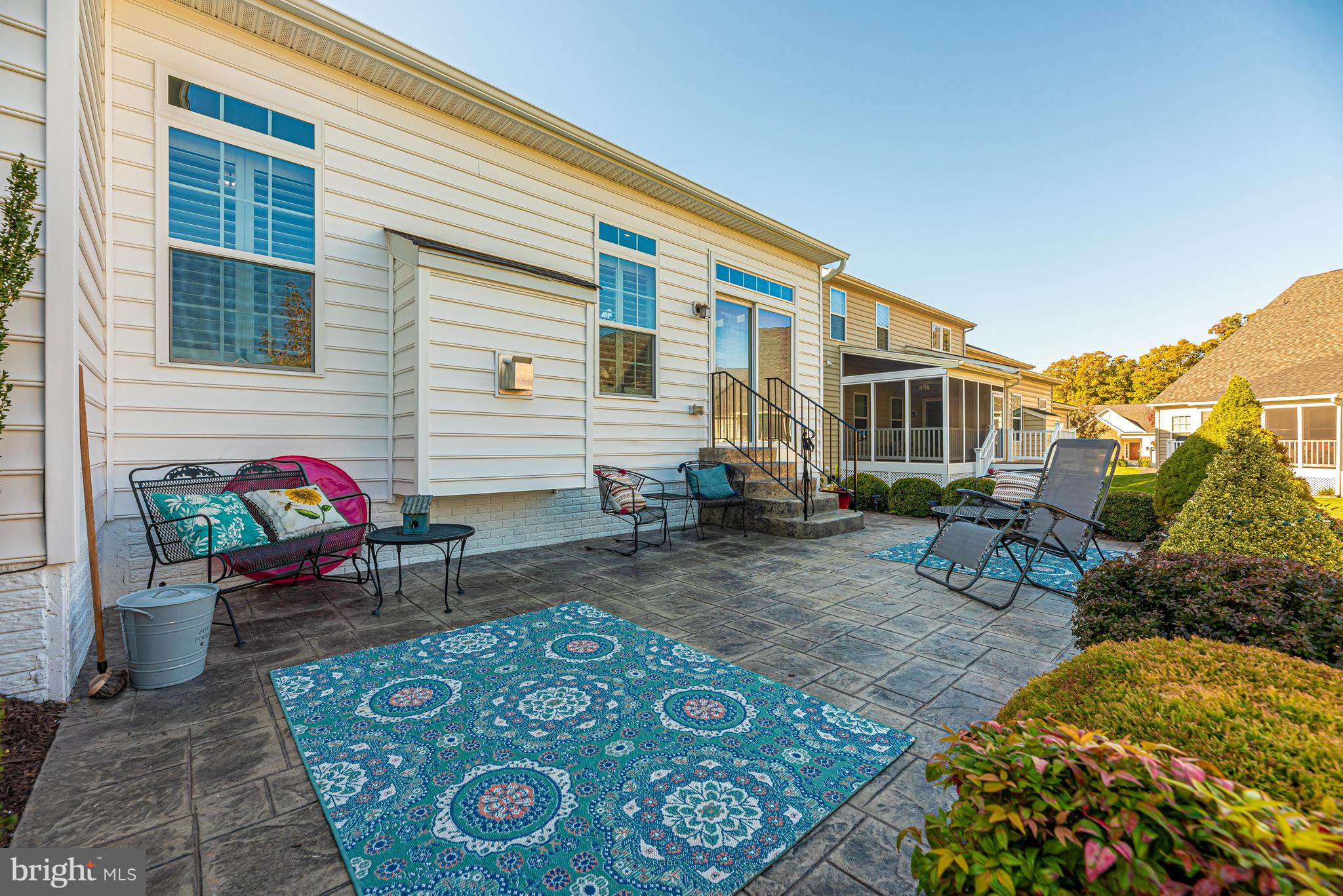 SIGNATURE CLUB AT GREENVIEW - Residential