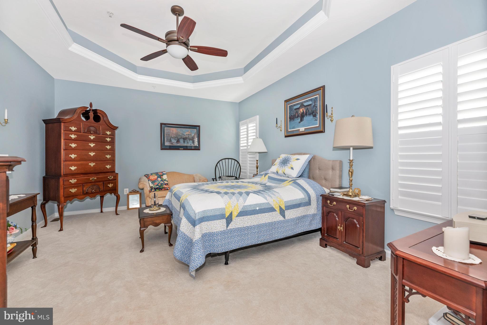 SIGNATURE CLUB AT GREENVIEW - Residential