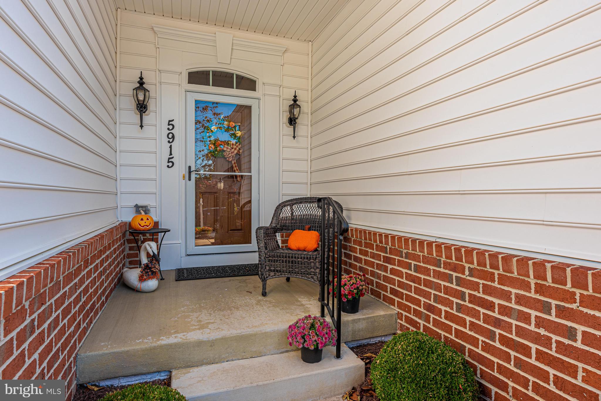 SIGNATURE CLUB AT GREENVIEW - Residential