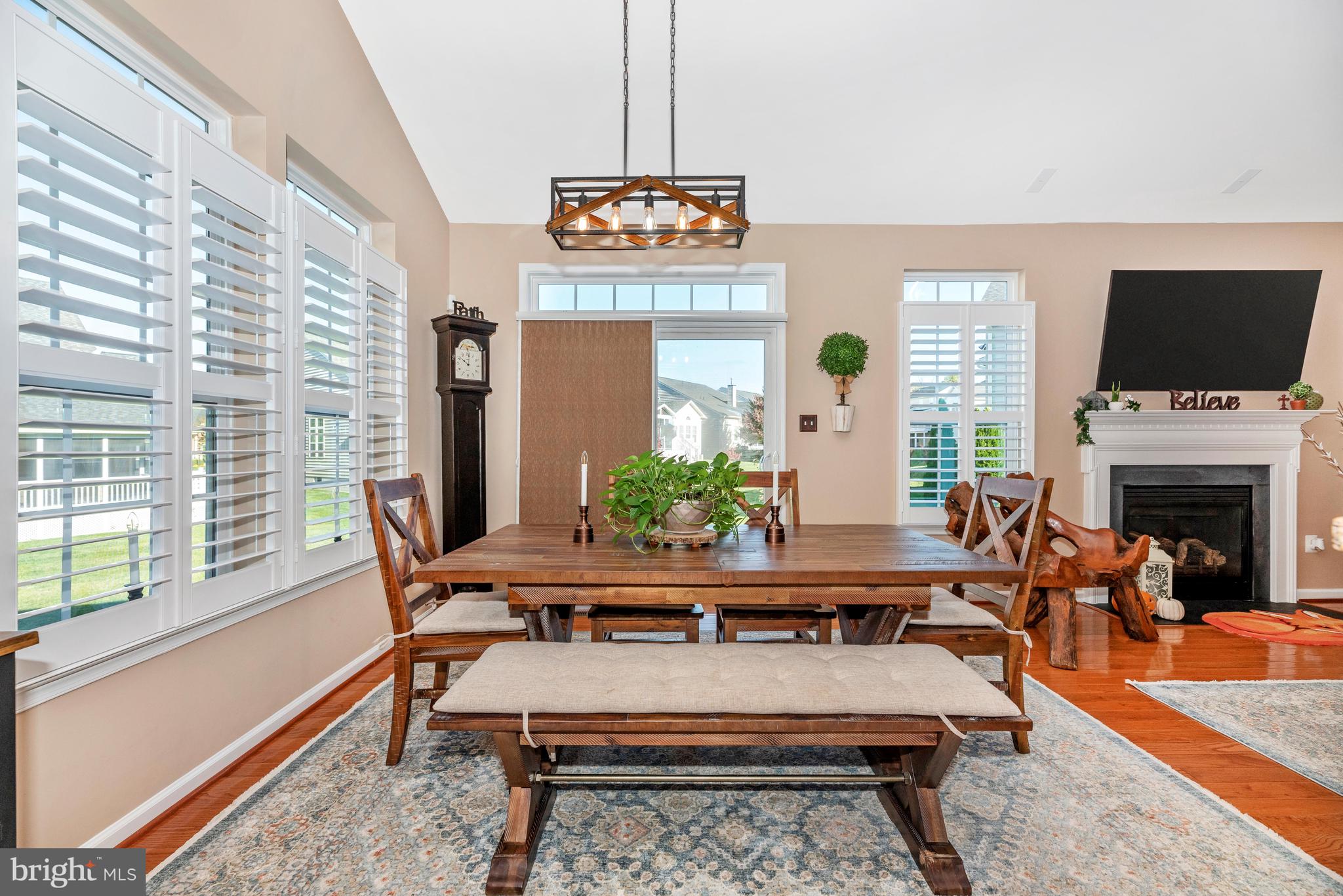 SIGNATURE CLUB AT GREENVIEW - Residential