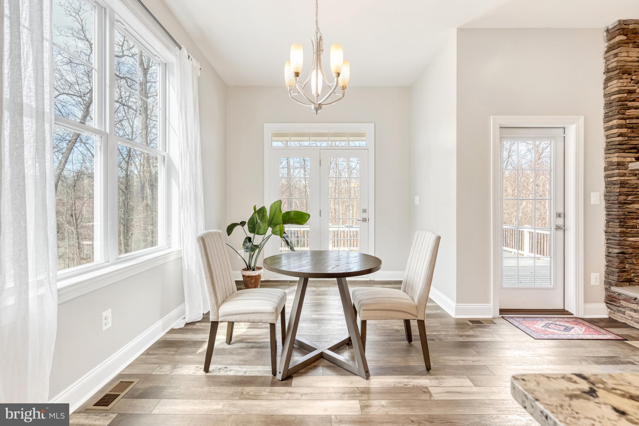 REGENCY AT CREEKSIDE - Residential