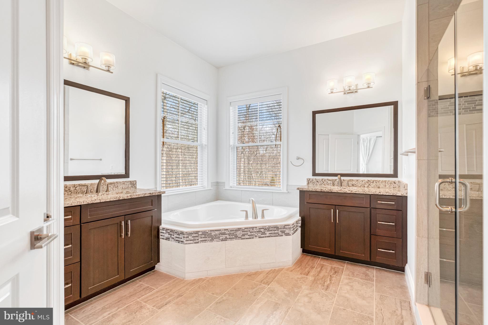 REGENCY AT CREEKSIDE - Residential