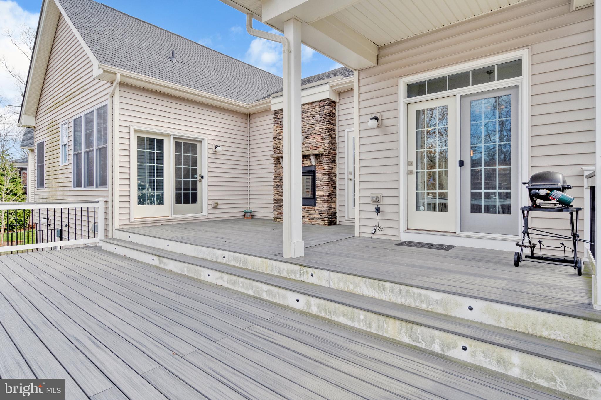 REGENCY AT CREEKSIDE - Residential