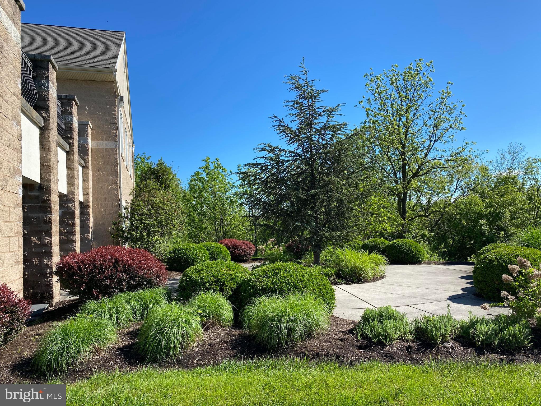 ARBOR GATE - Residential
