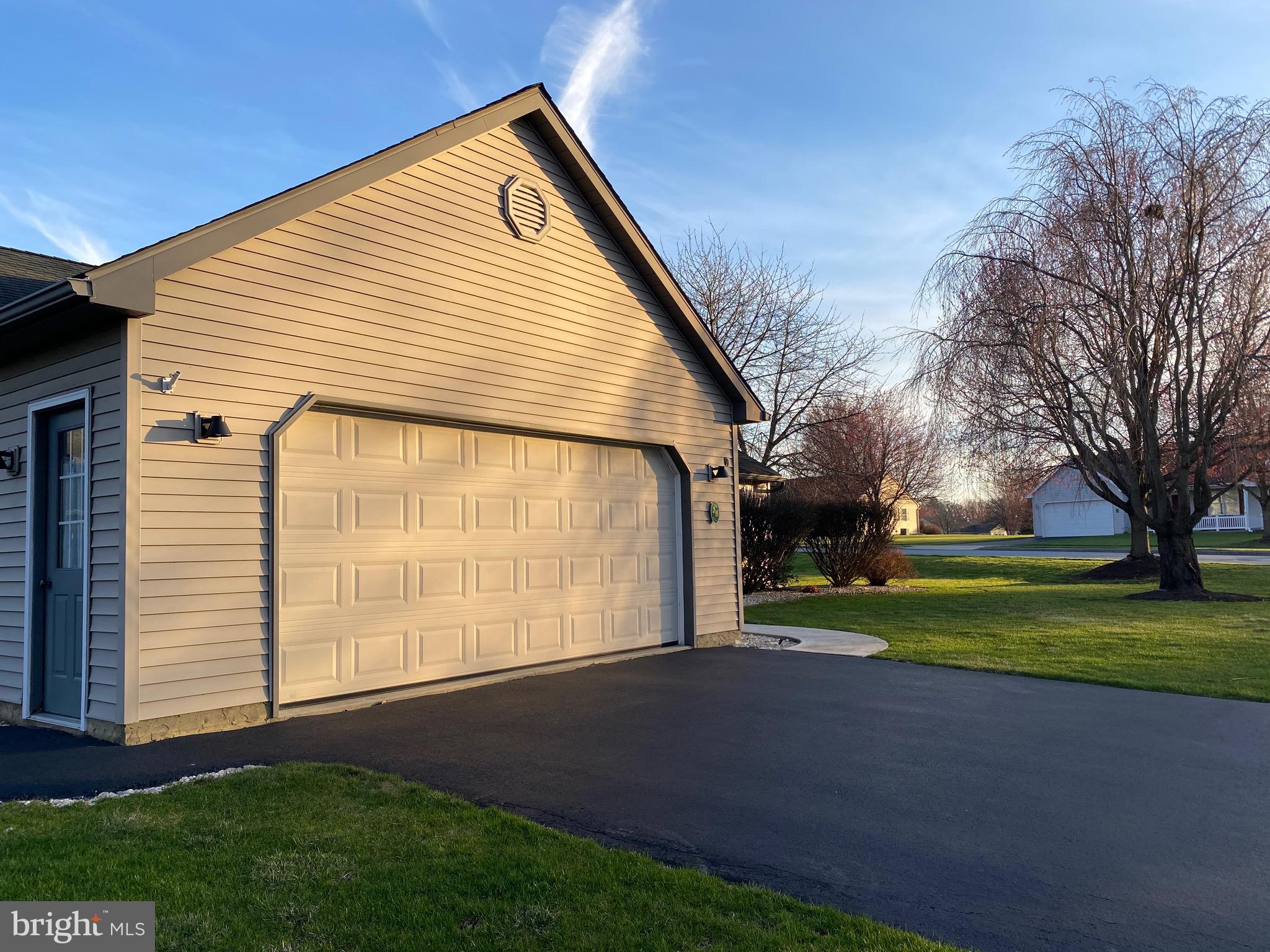 ARBOR GATE - Residential