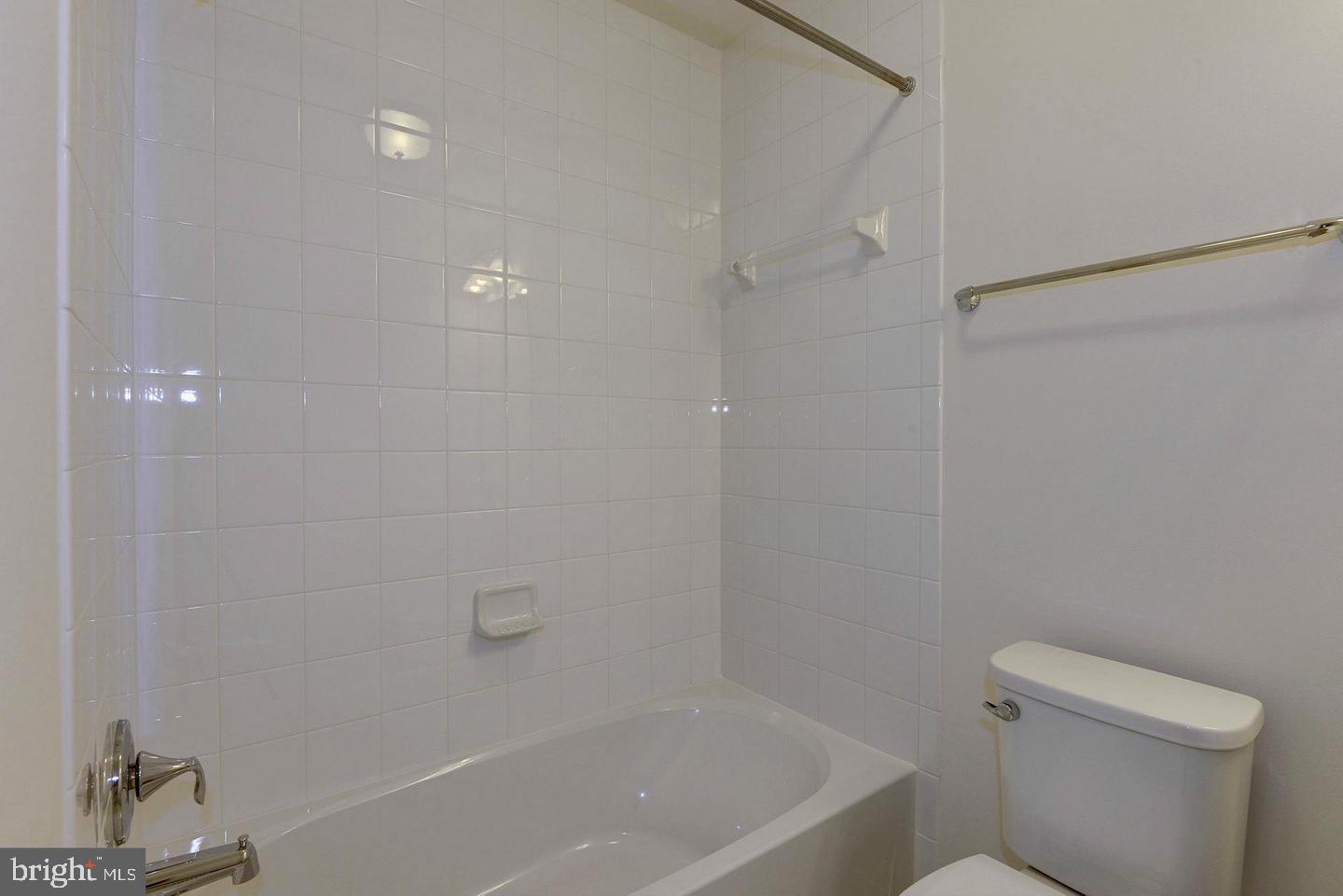 MORRIS PLACE - Residential Lease