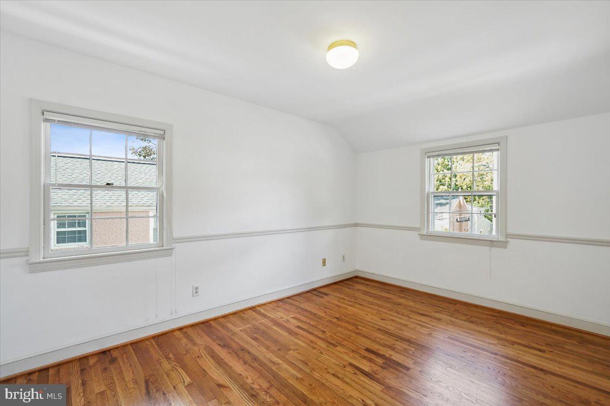 PARKWOOD - Residential