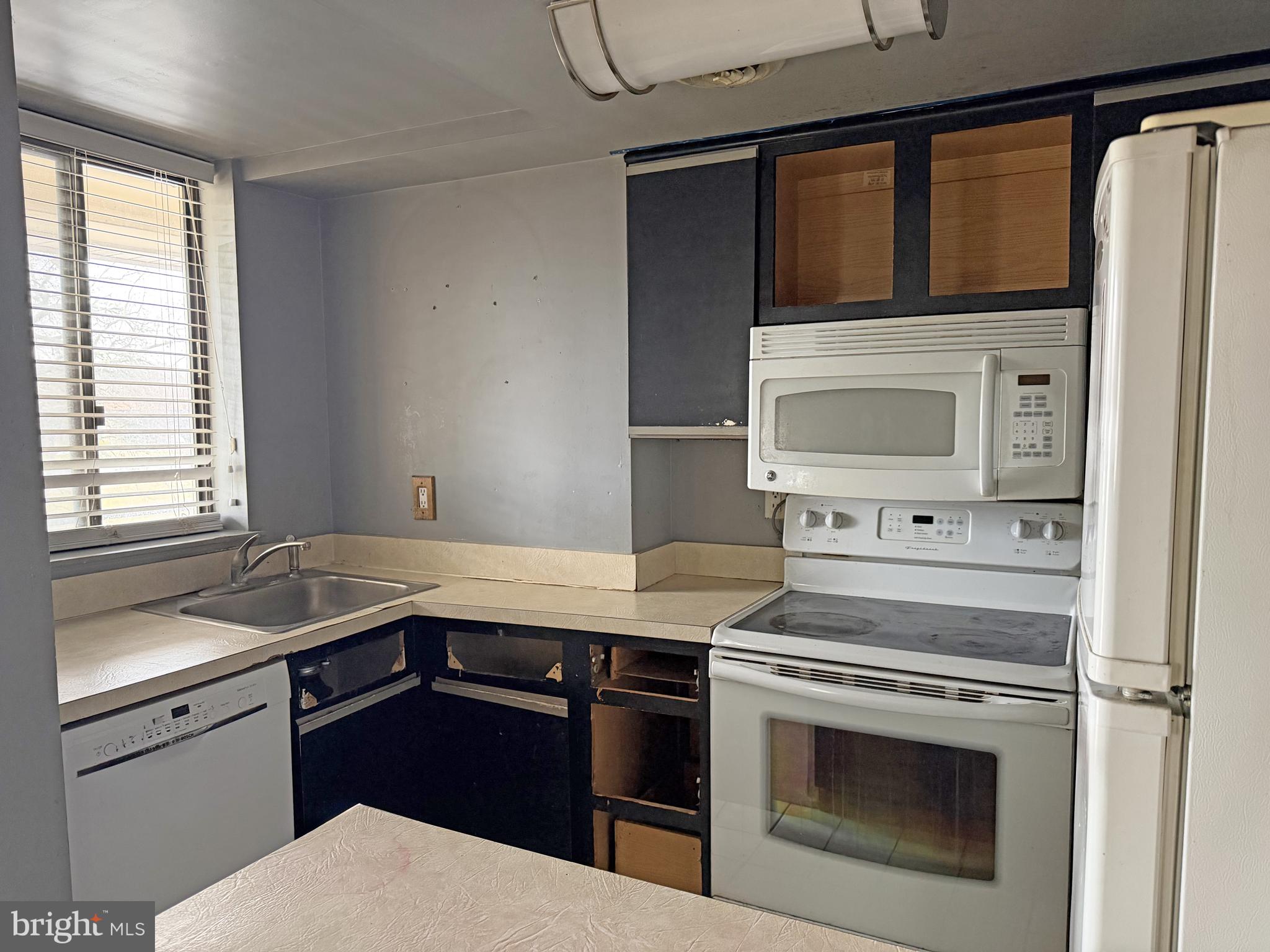 OLDE OAK - Residential