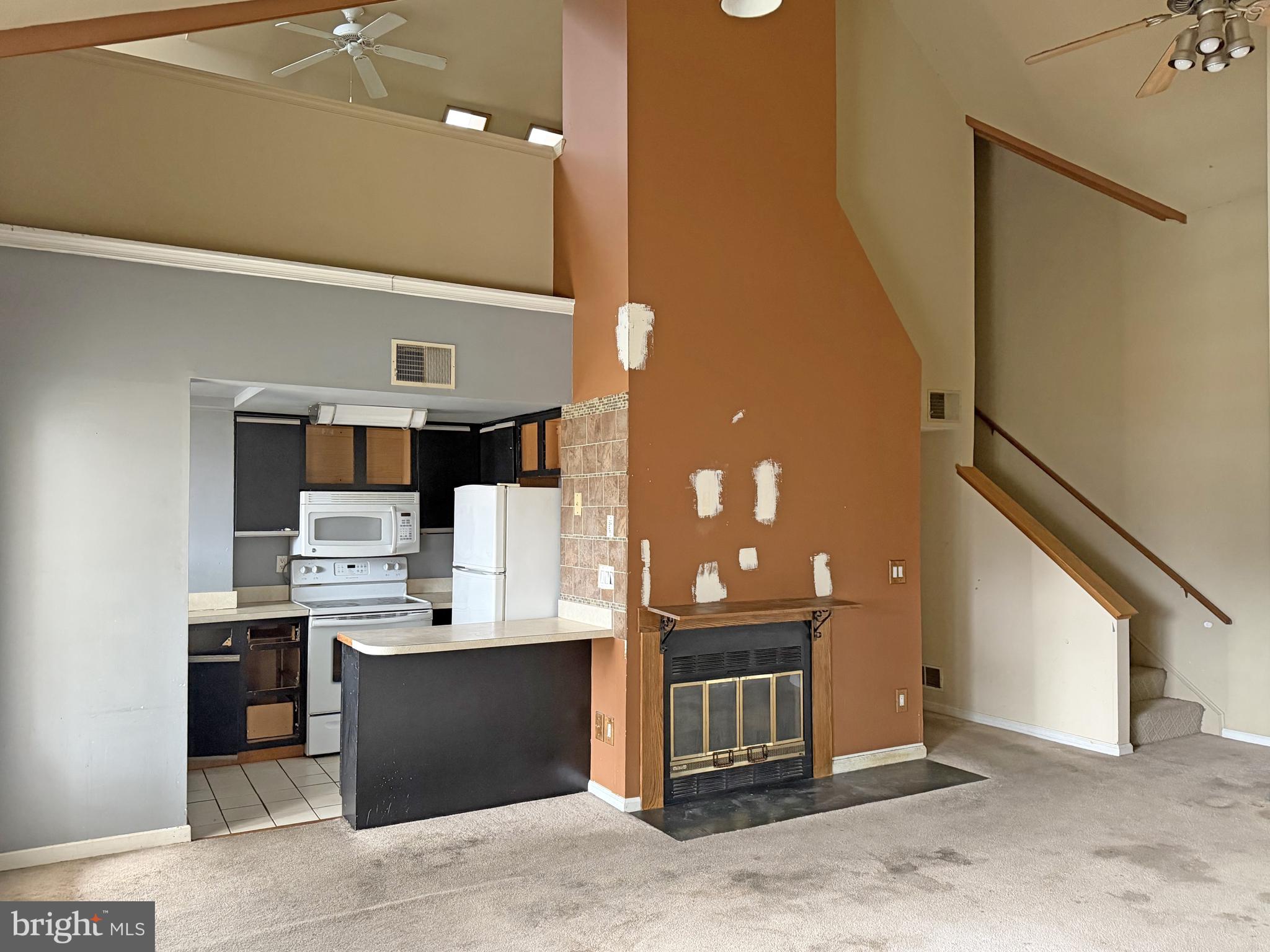 OLDE OAK - Residential