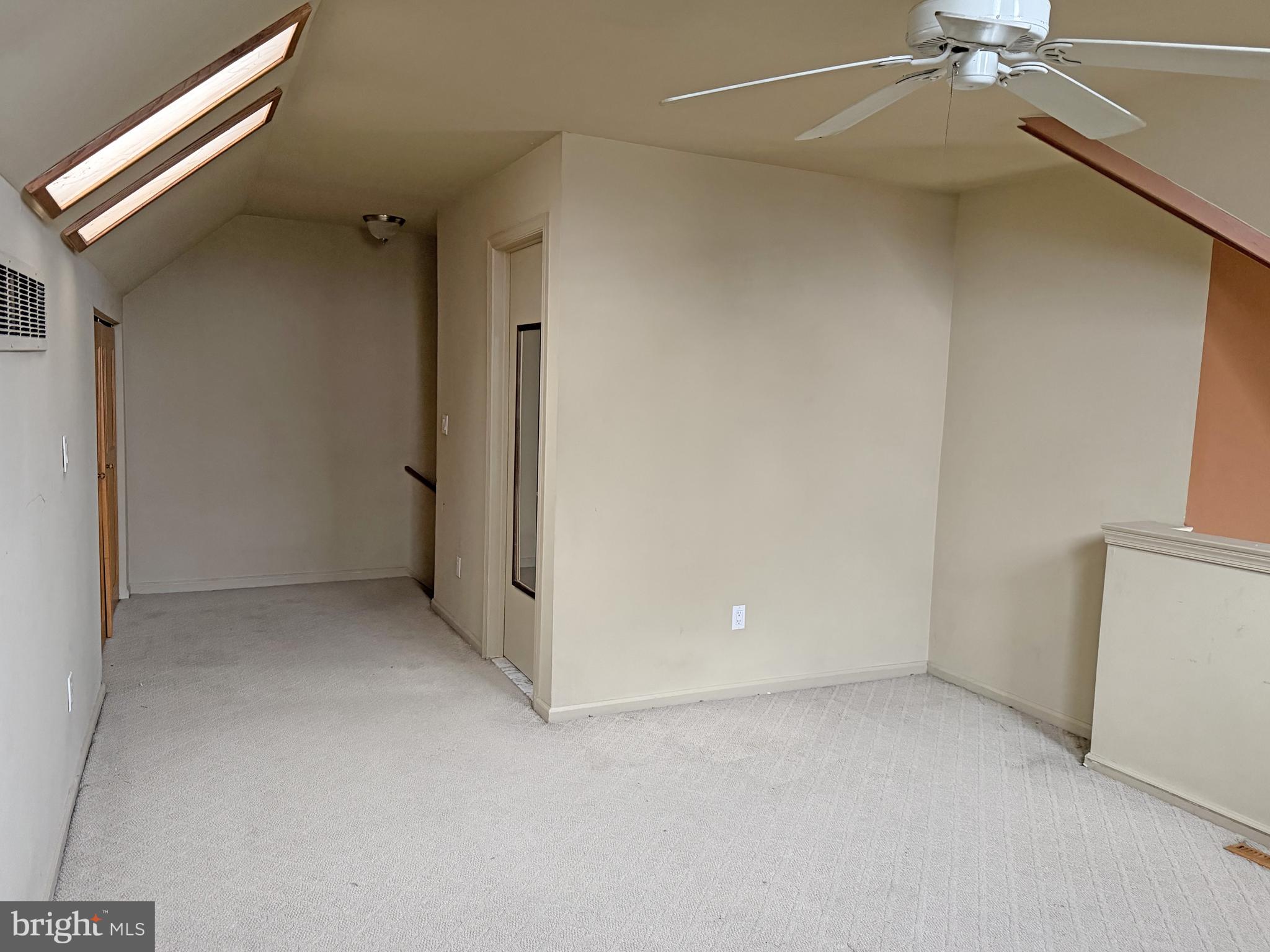 OLDE OAK - Residential