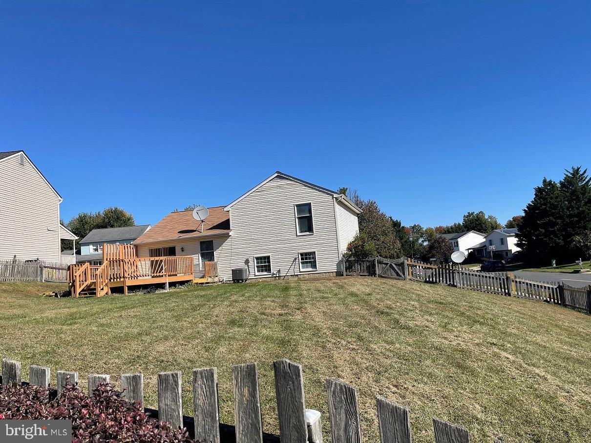 BAYVIEW ESTATES - Residential Lease