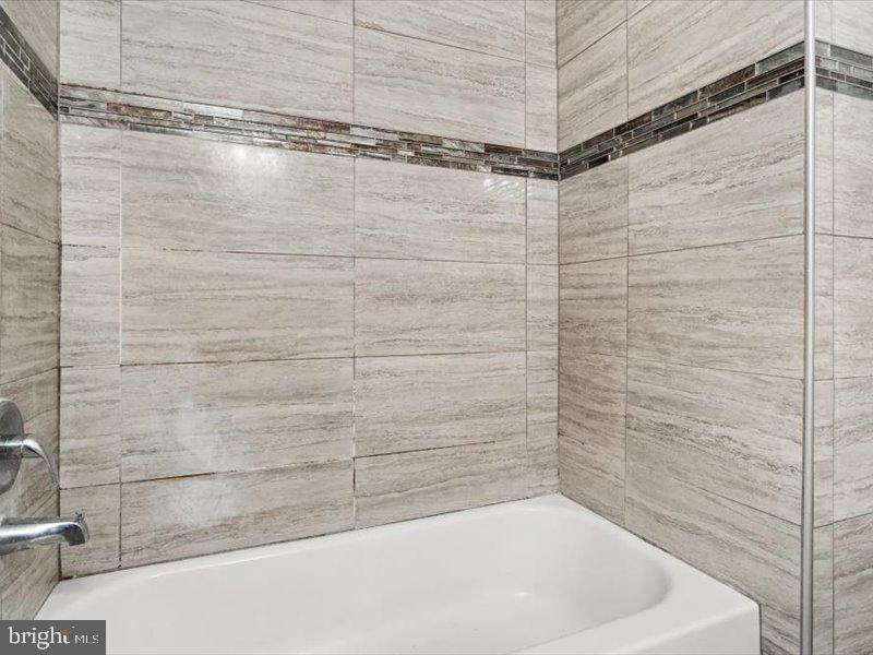 BROOKSHIRE - Residential