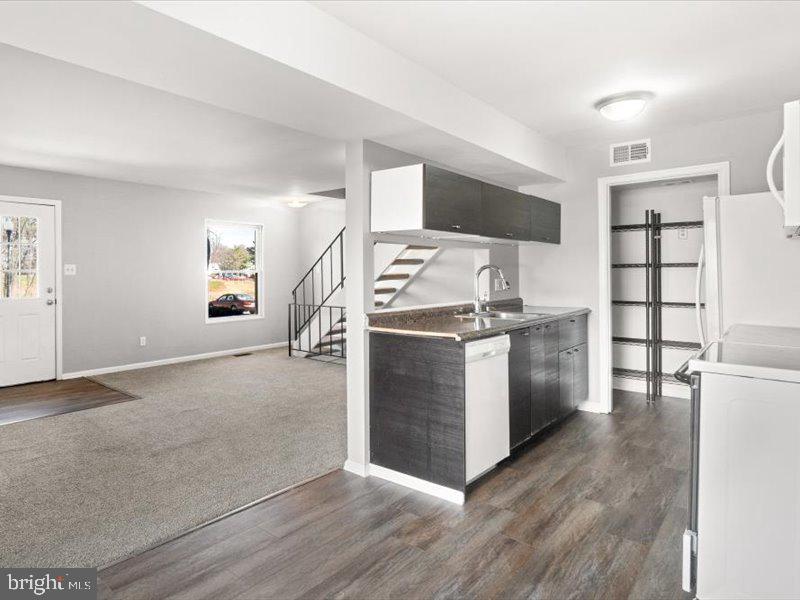 BROOKSHIRE - Residential