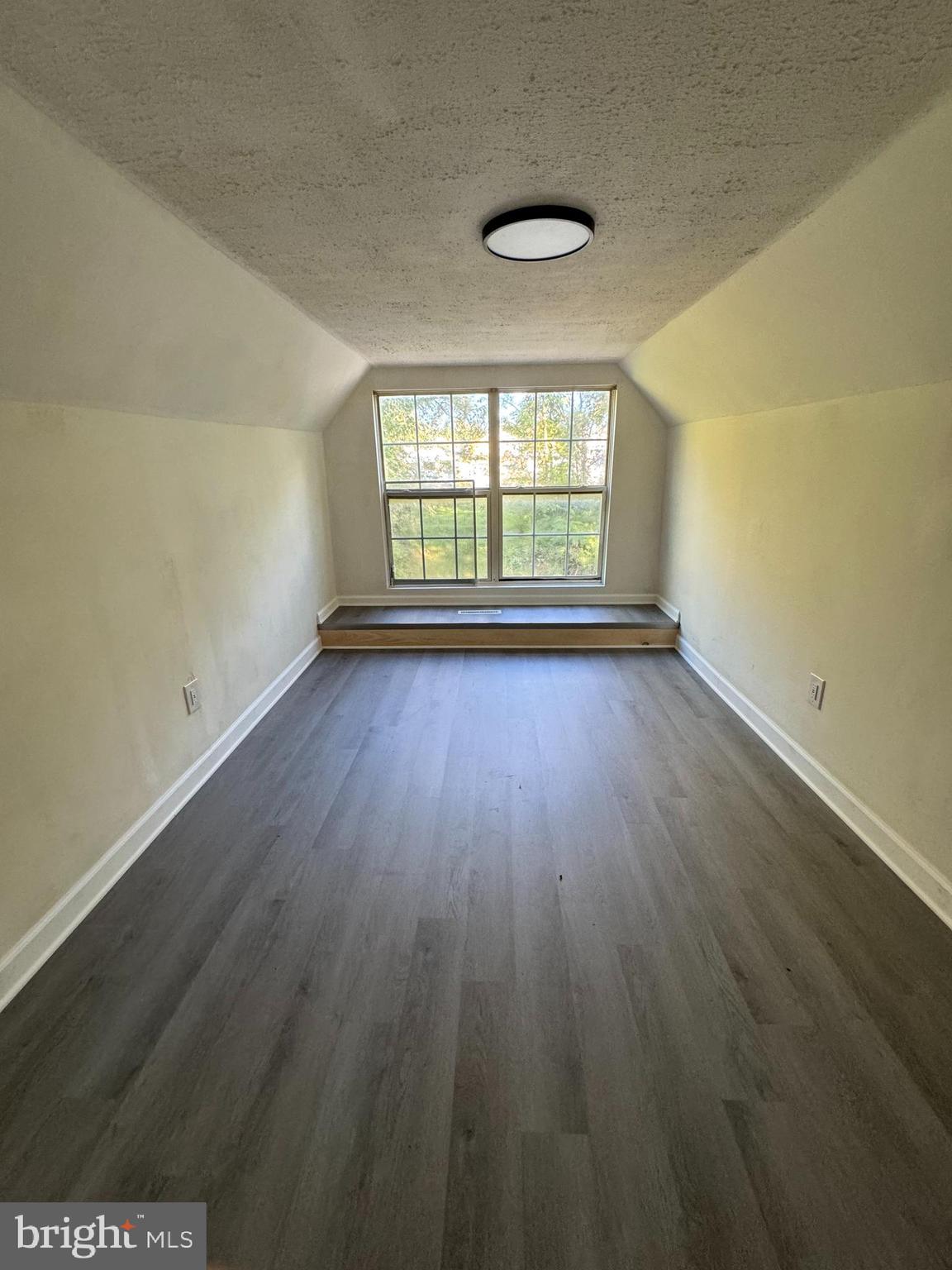 LOVETTS - Residential