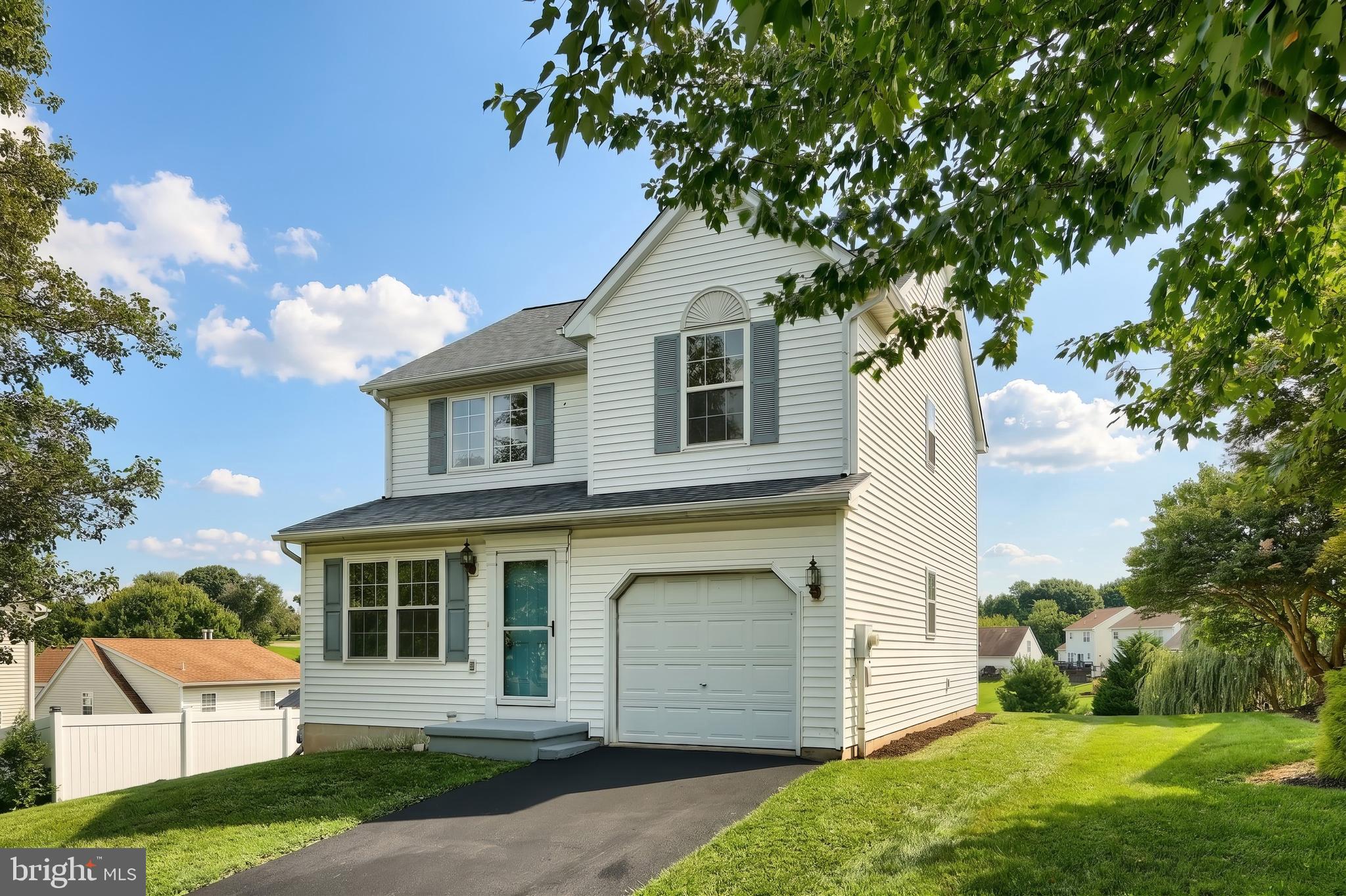 658 HARVEST DRIVE