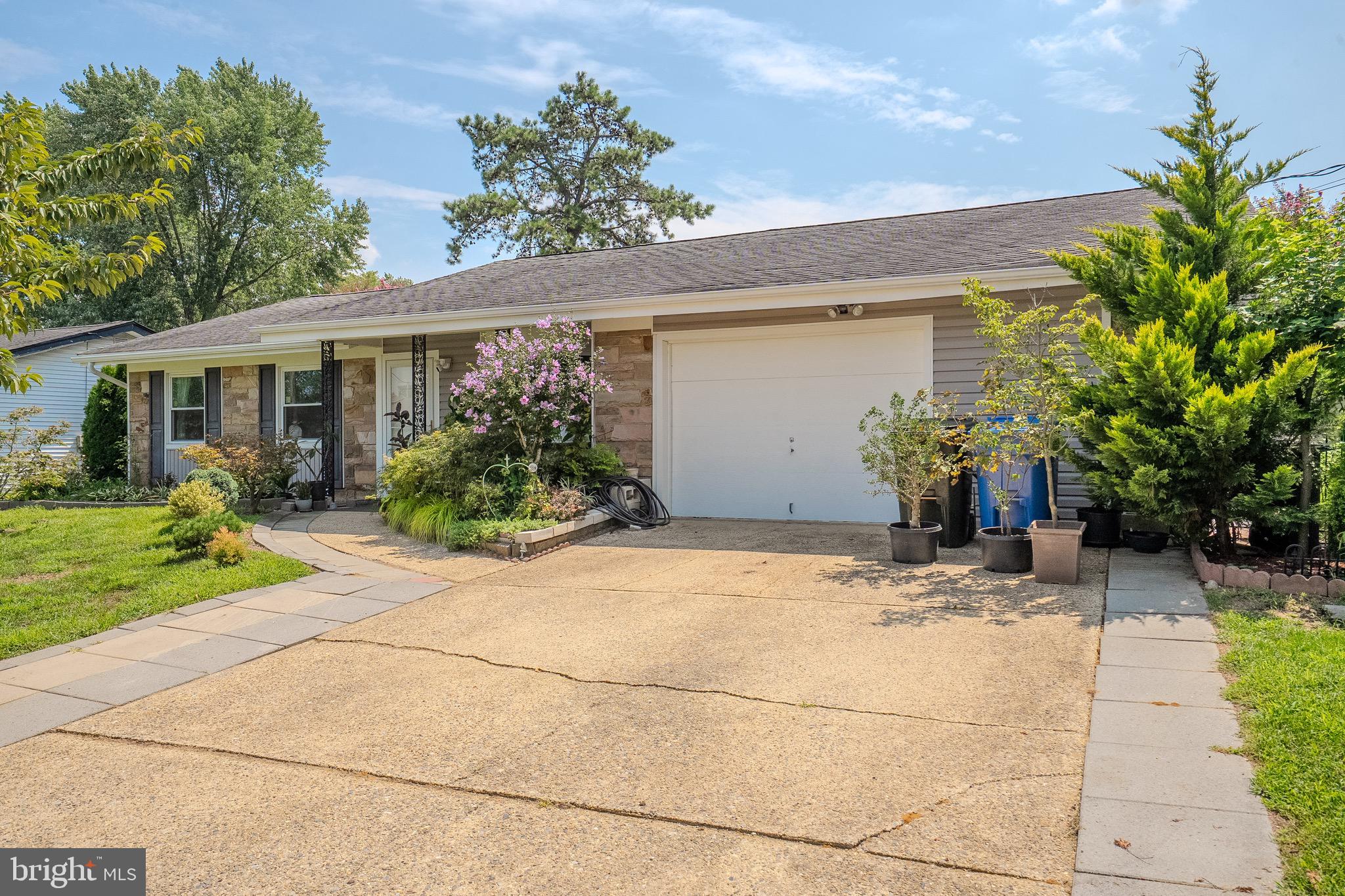 4 HUNTERDON AVENUE
