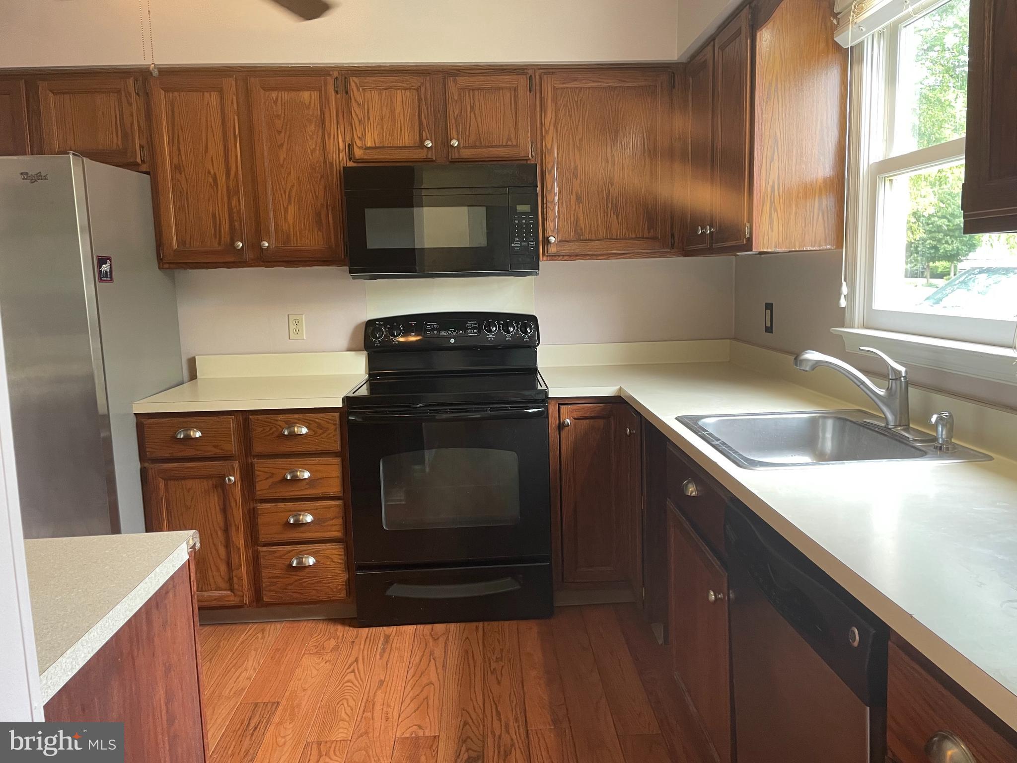 TROTTERS LEA - Residential Lease