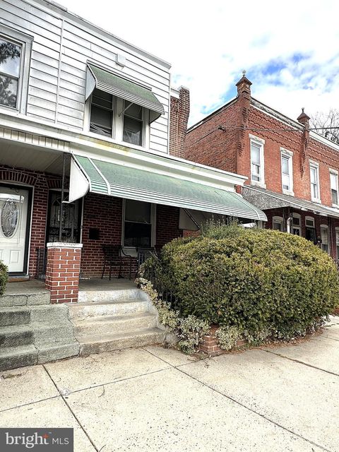 1018 W 8TH STREET CHESTER PA 19013