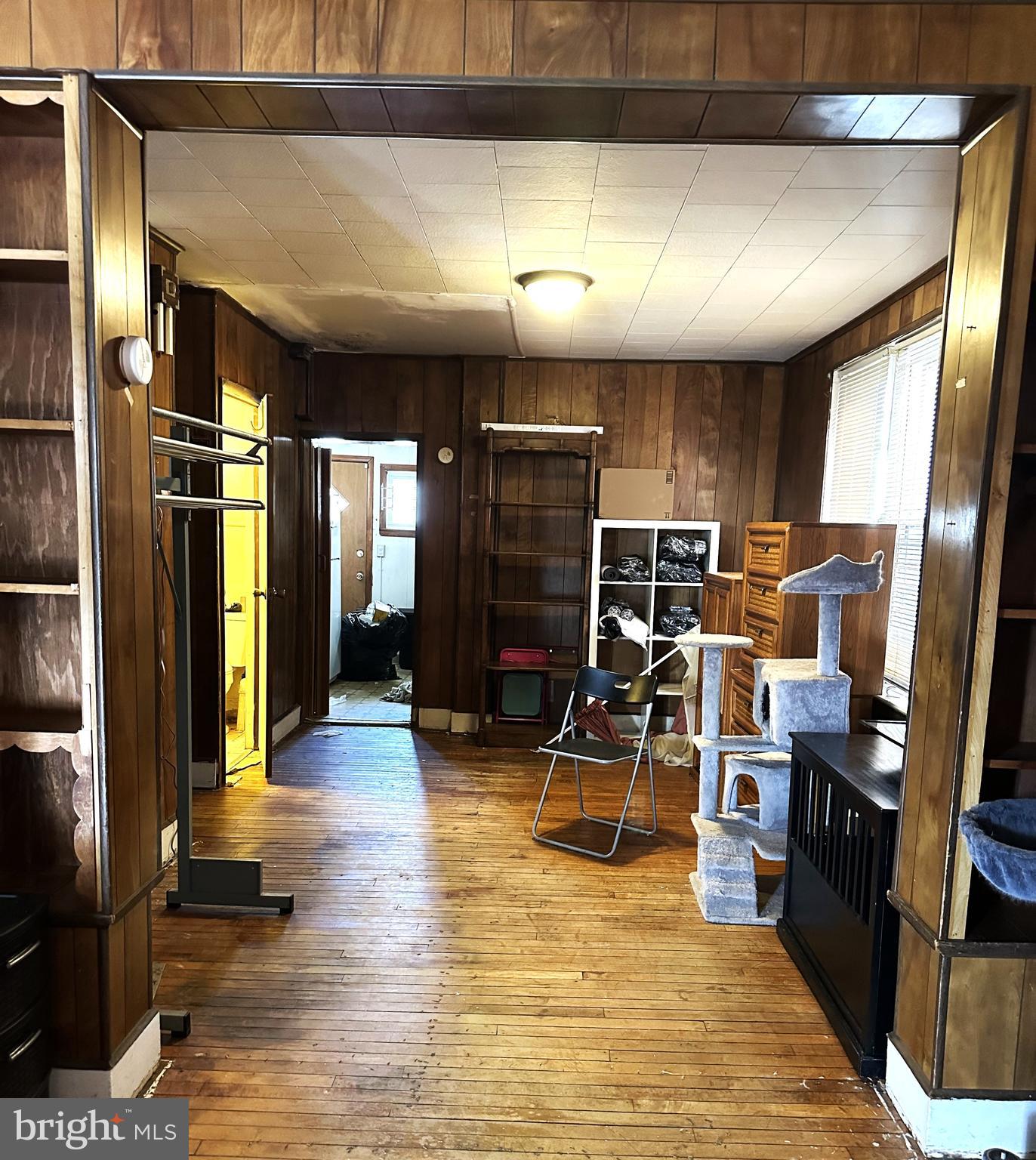 1018 W 8TH STREET