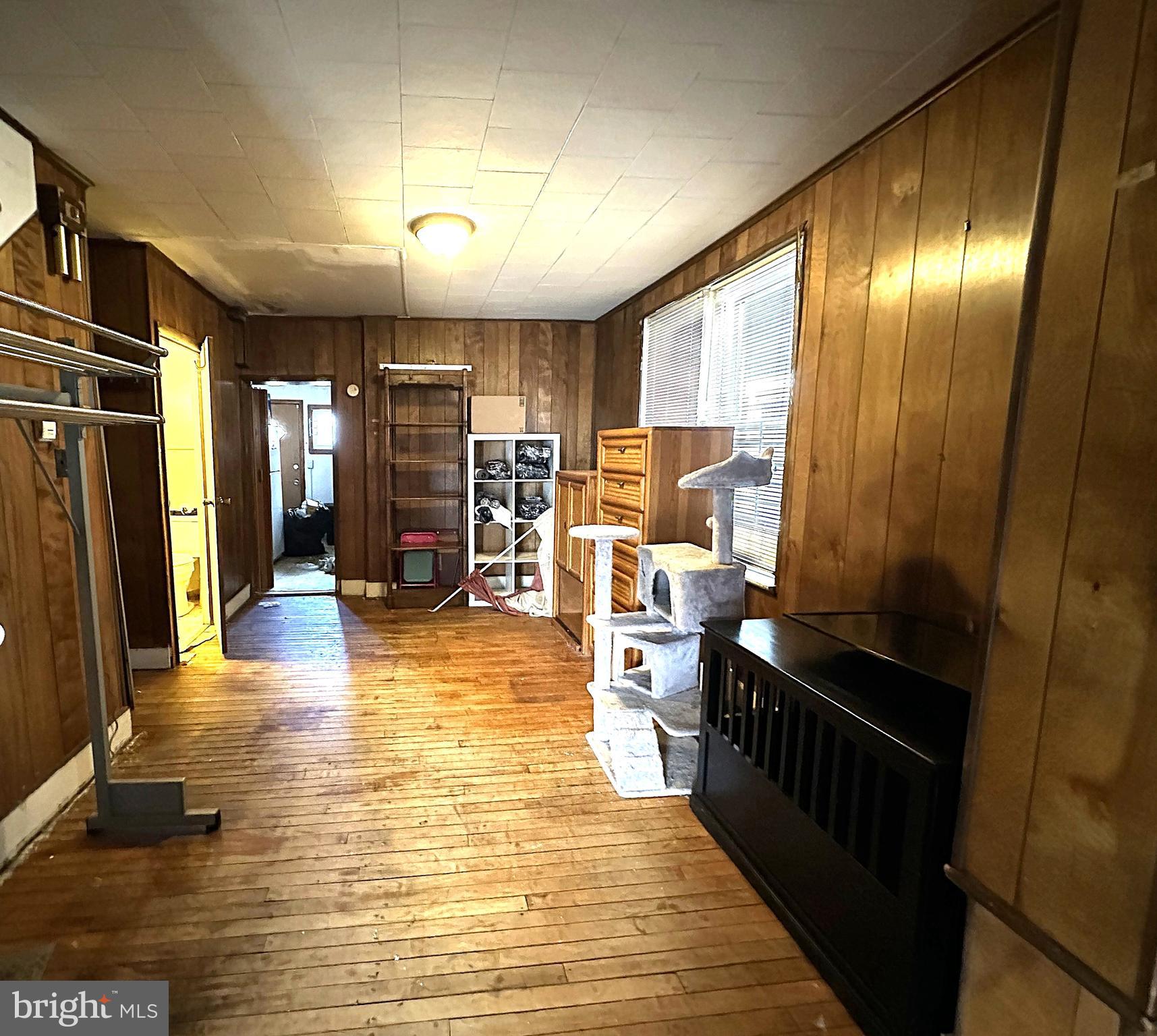 1018 W 8TH STREET