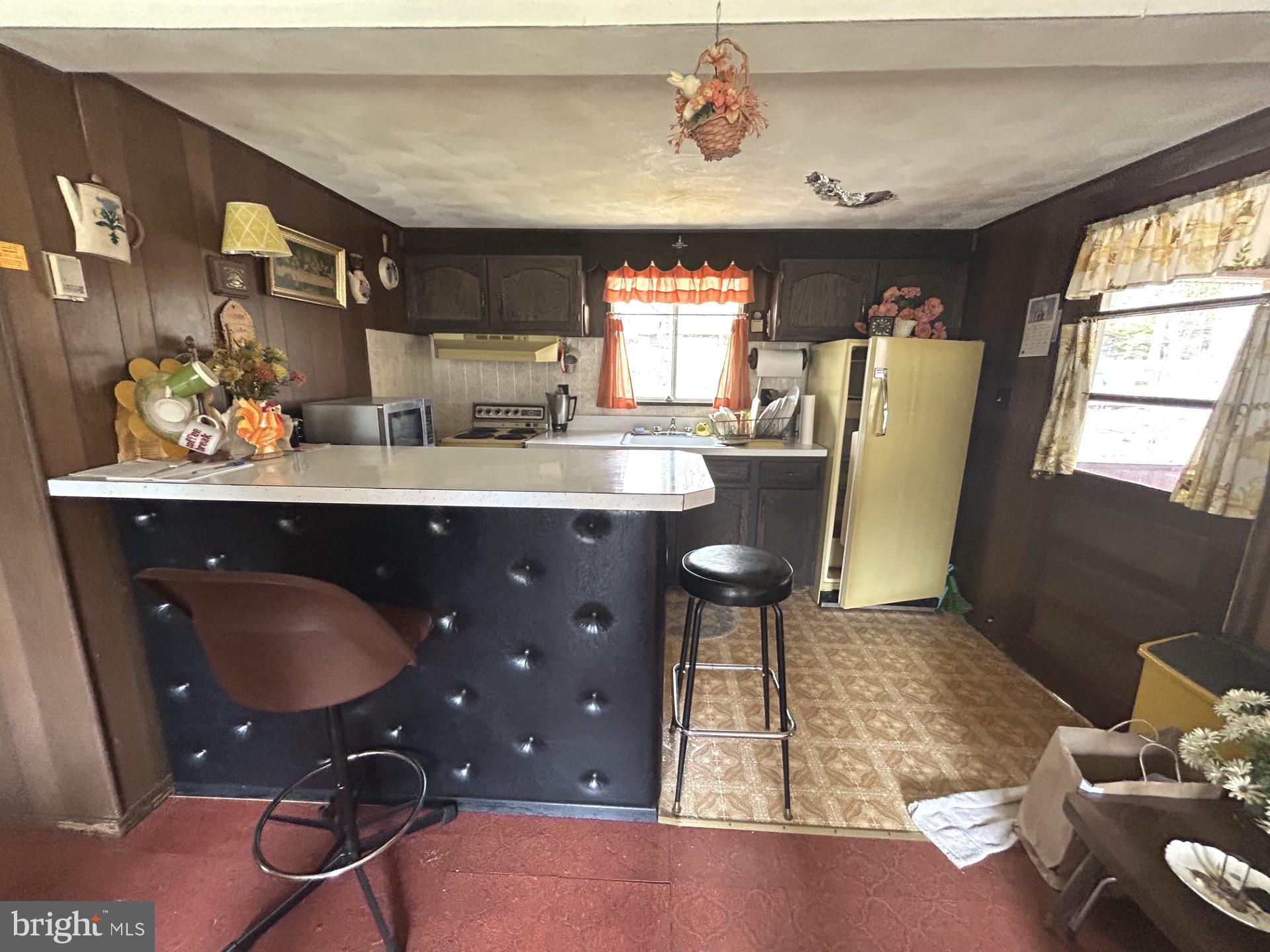 5145 CRESCO DRIVE