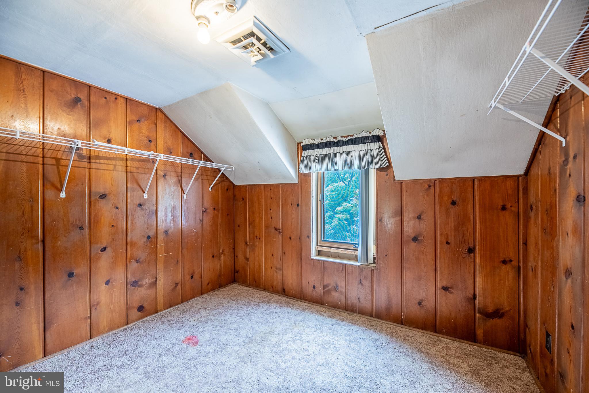 NONE AVAILABLE - Land