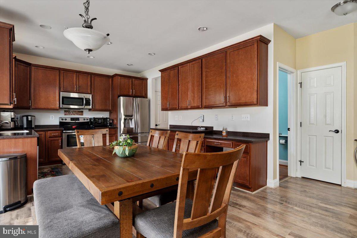 CARVEL BEACH - Residential