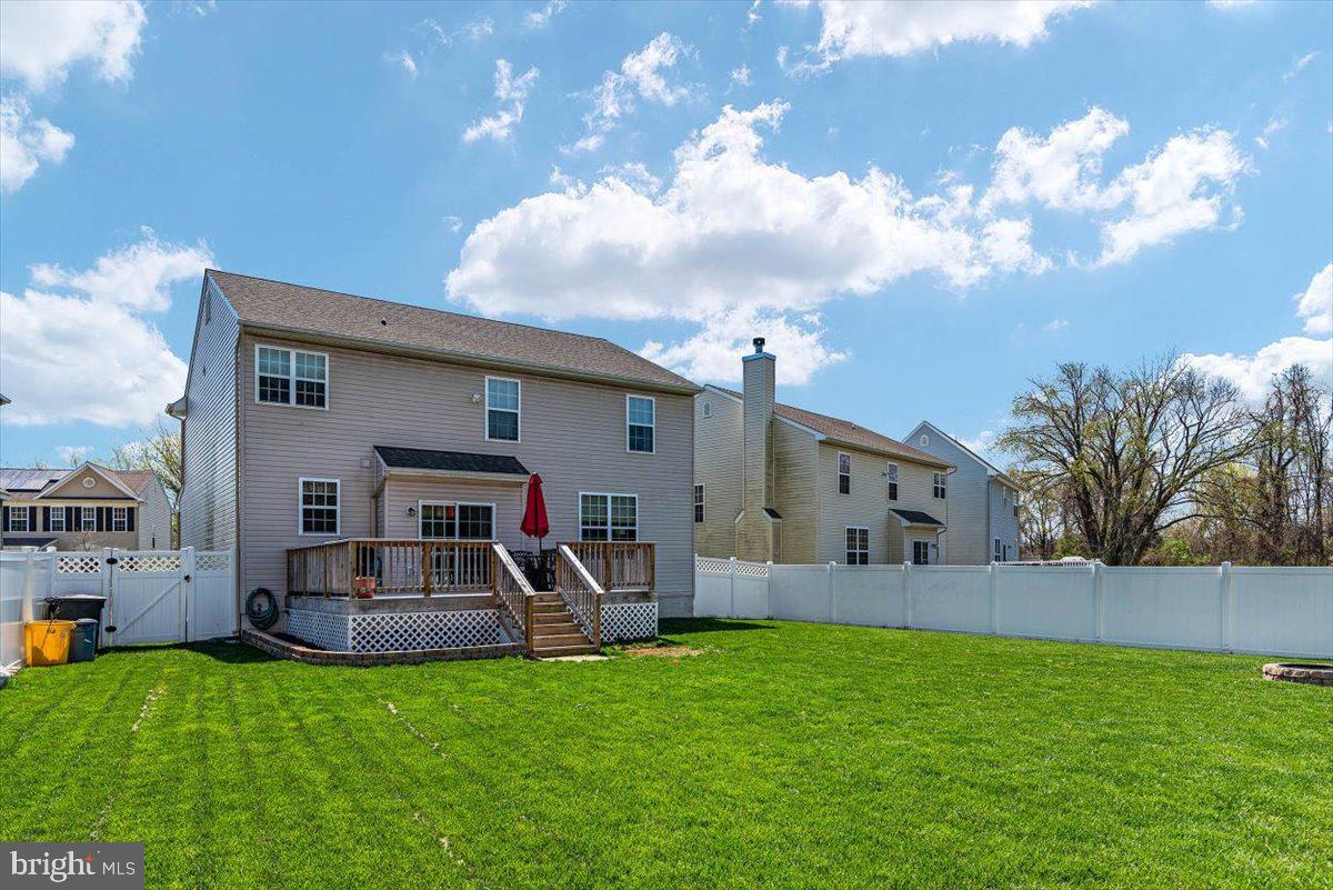 CARVEL BEACH - Residential