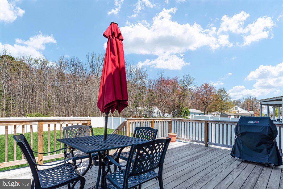 CARVEL BEACH - Residential