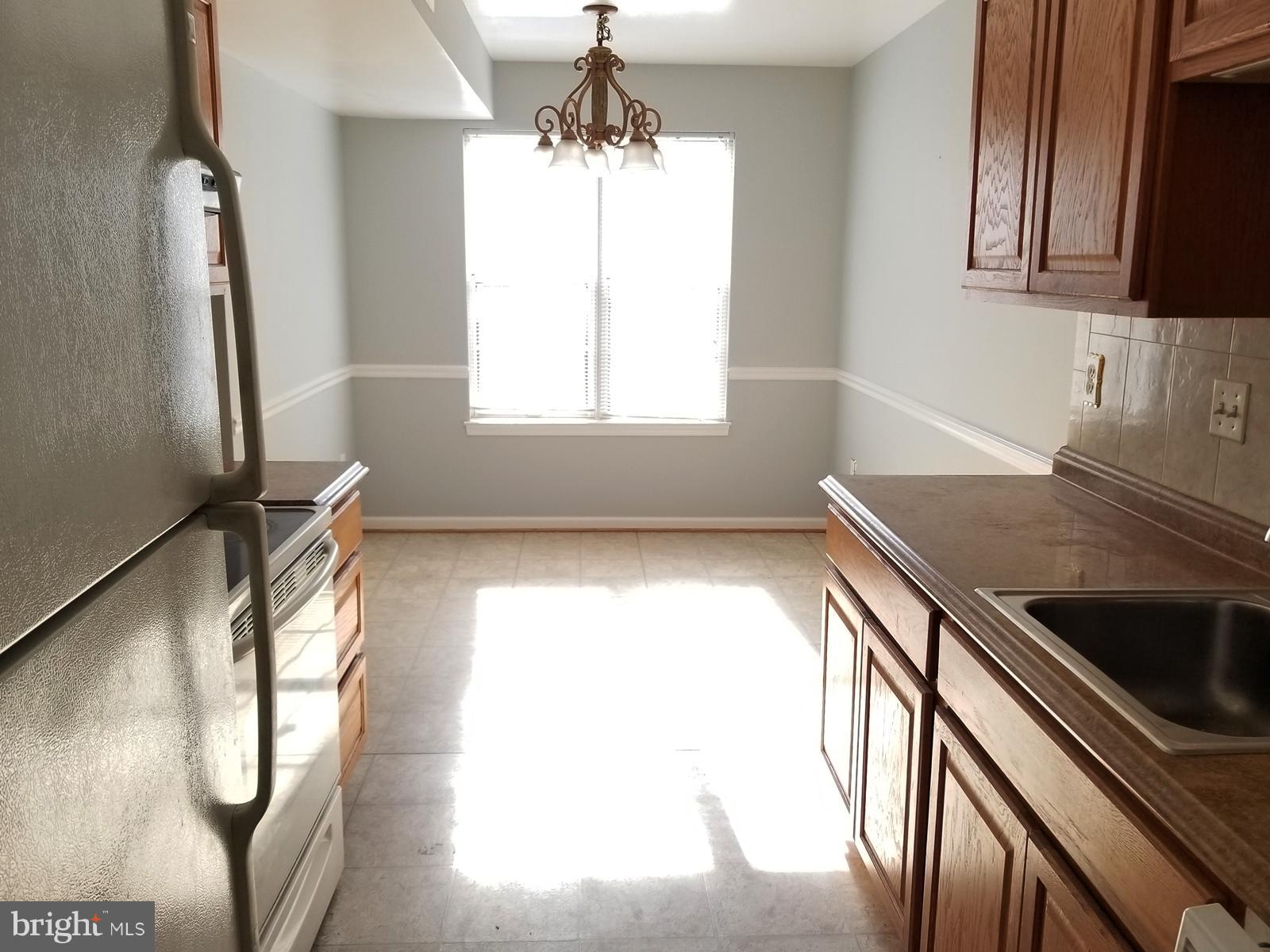 LONGMEAD CROSSING - Residential Lease