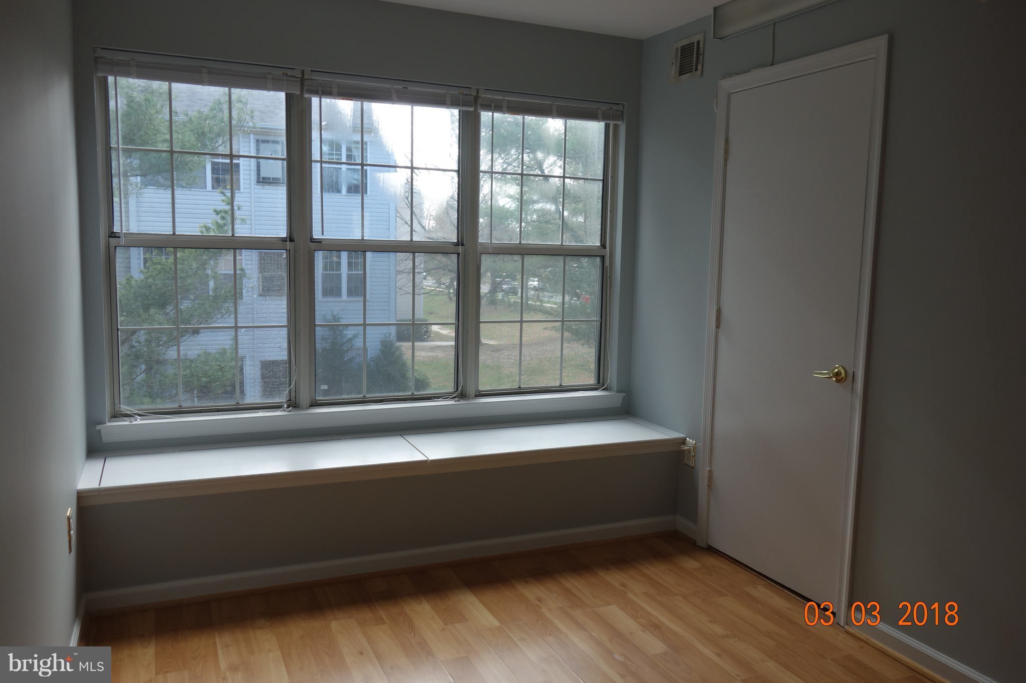 LONGMEAD CROSSING - Residential Lease