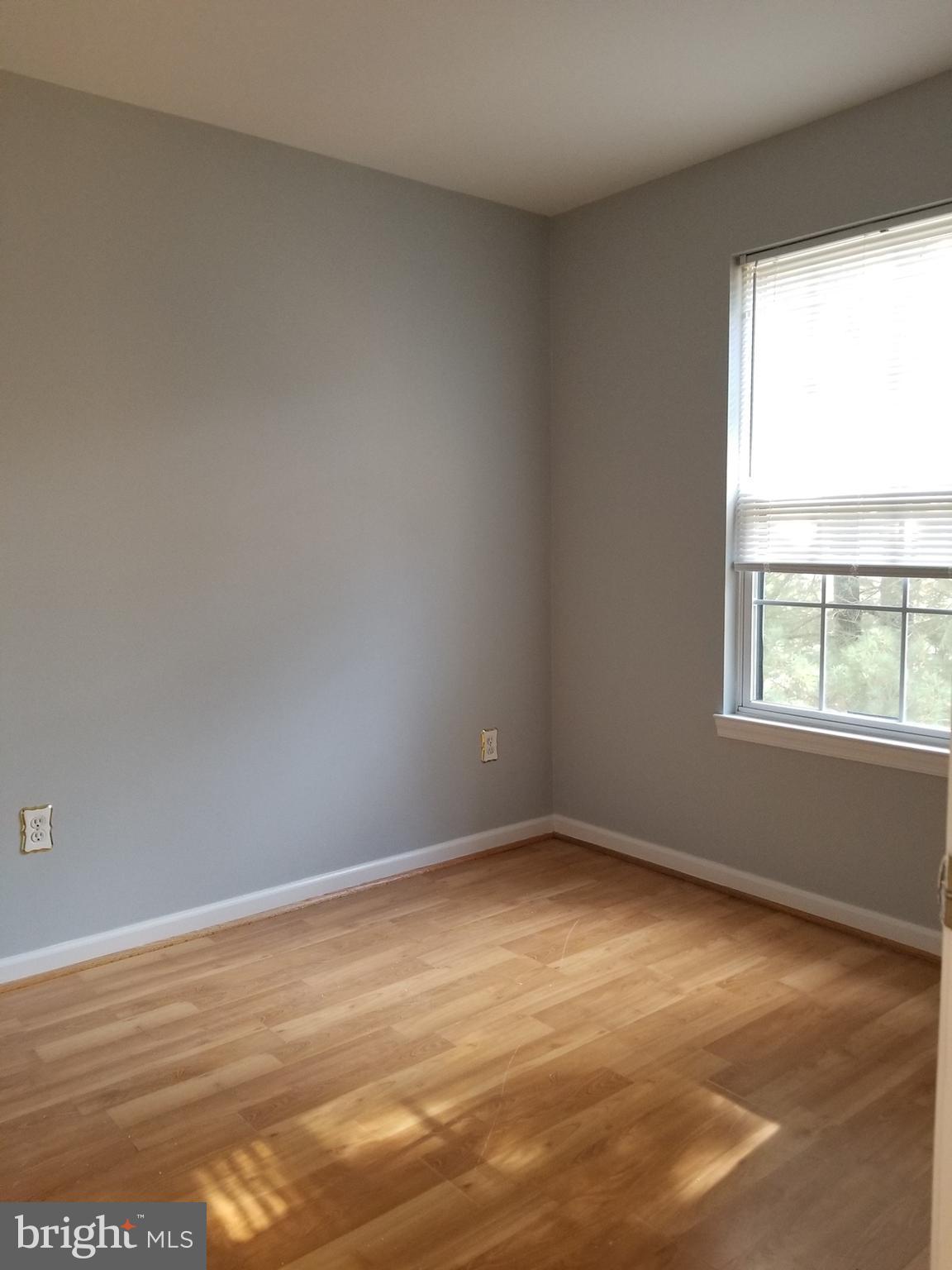 LONGMEAD CROSSING - Residential Lease